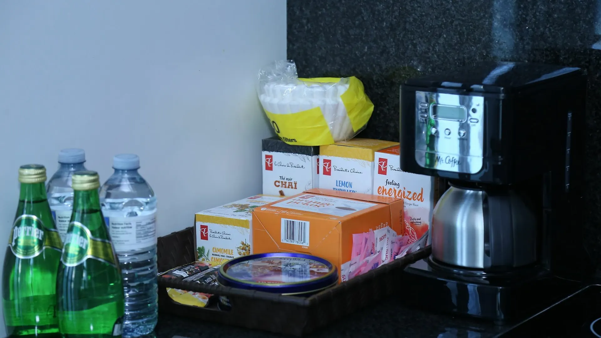 טורונטו Plush Residence Downtown 3*,  קנדה