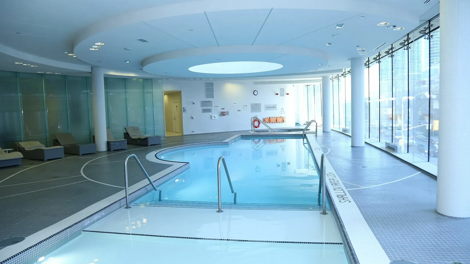 Plush Residence Downtown Toronto
